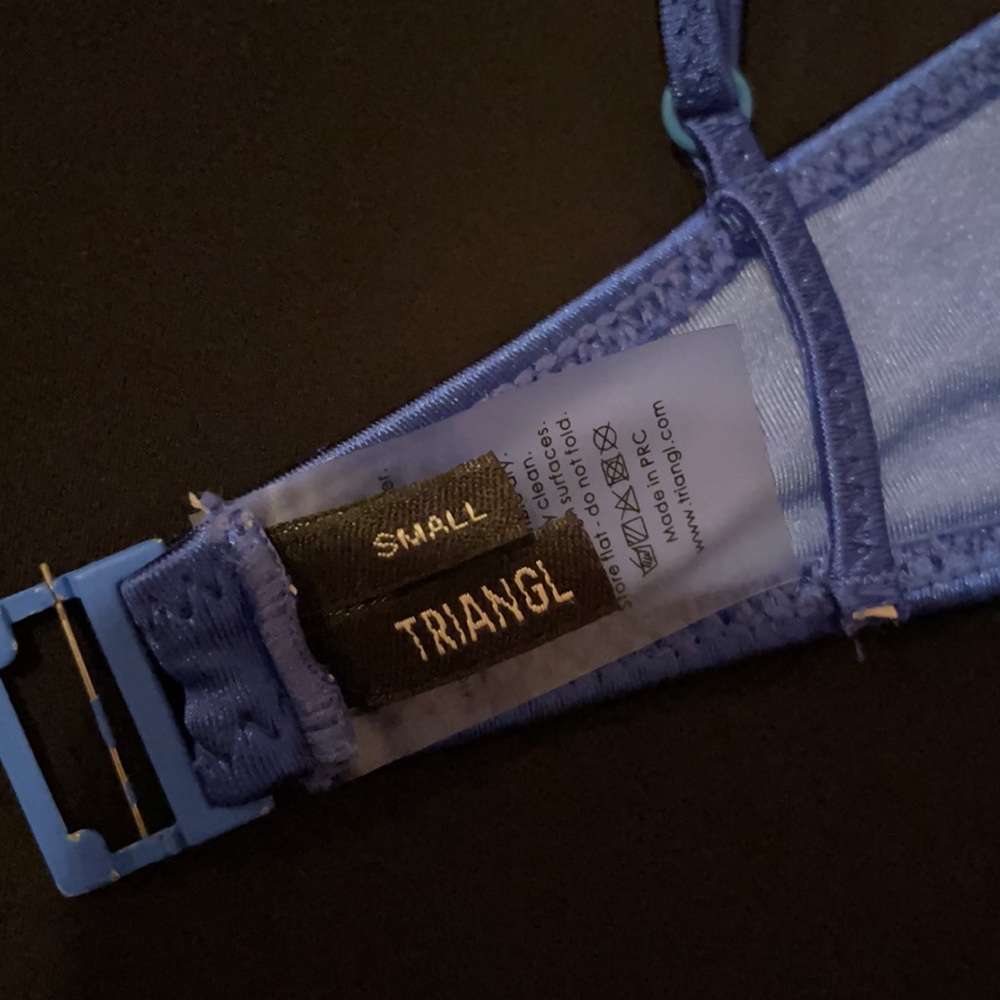 Triangl Swimsuit - Picture 2 of 5